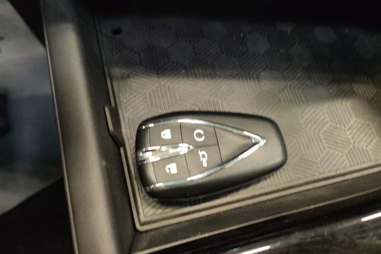 Used CHANGAN Eado 2023 Changan Edition PLUS Blue Whale NE 1.4T GDI DCT Prestige Version Interior 1