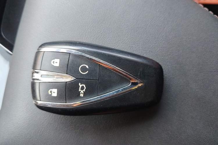 Used CHANGAN Eado 2023 Changan Edition PLUS Blue Whale NE 1.4T GDI DCT Prestige Version Interior 1