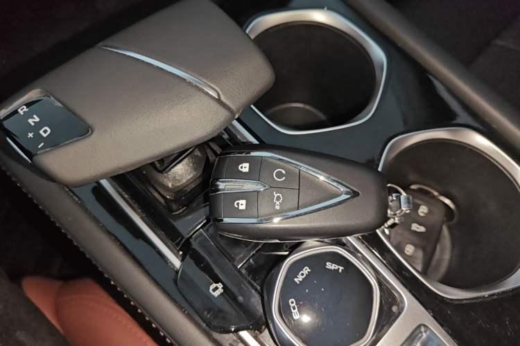 Used CHANGAN Eado 2023 Changan Edition PLUS Blue Whale NE 1.4T GDI DCT Prestige Version Interior 1