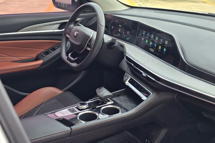 Used CHANGAN Eado 2023 Changan Edition PLUS Blue Whale NE 1.4T GDI DCT Prestige Version Interior 2