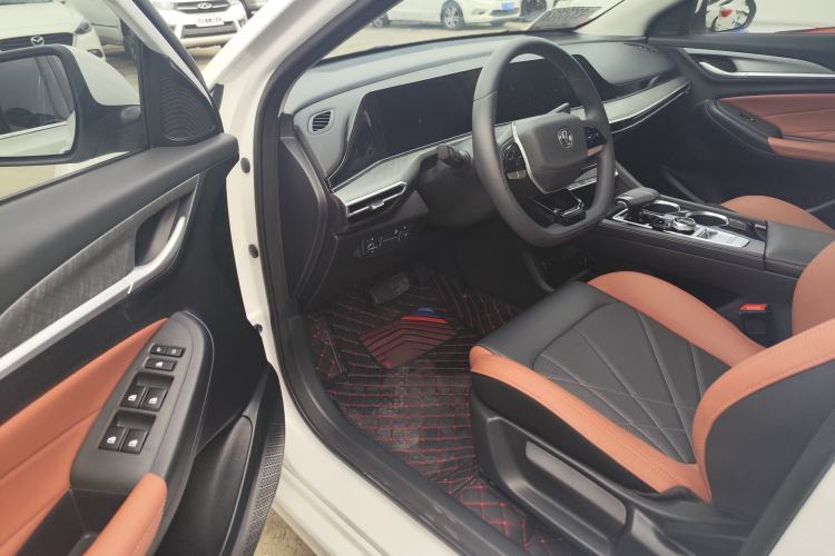 Used CHANGAN Eado 2023 Changan Edition PLUS Blue Whale NE 1.4T GDI DCT Prestige Version Interior 2