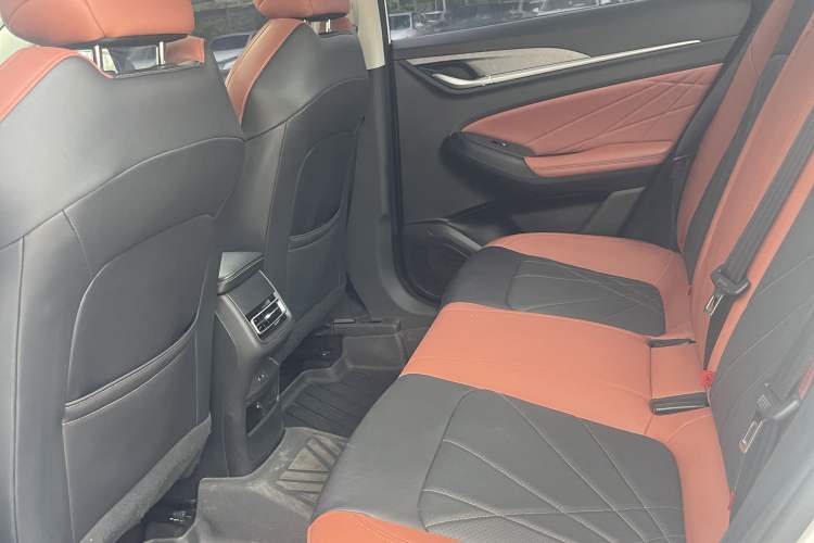 Used CHANGAN Eado 2023 Changan Edition PLUS Blue Whale NE 1.4T GDI DCT Prestige Version Interior 2