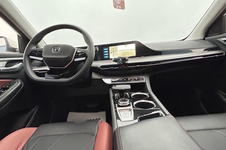 Used CHANGAN Eado 2023 Changan Edition PLUS Blue Whale NE 1.4T GDI DCT Prestige Version Interior 3