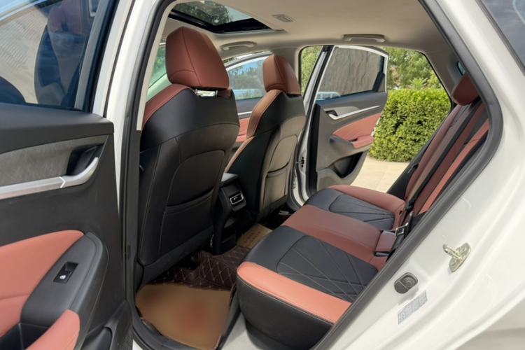 Used CHANGAN Eado 2023 Changan Edition PLUS Blue Whale NE 1.4T GDI DCT Prestige Version Interior 3