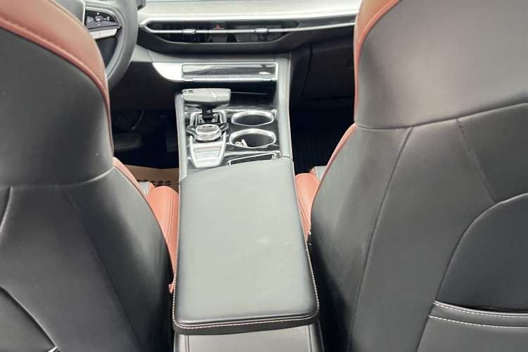 Used CHANGAN Eado 2023 Changan Edition PLUS Blue Whale NE 1.4T GDI DCT Prestige Version Interior 5