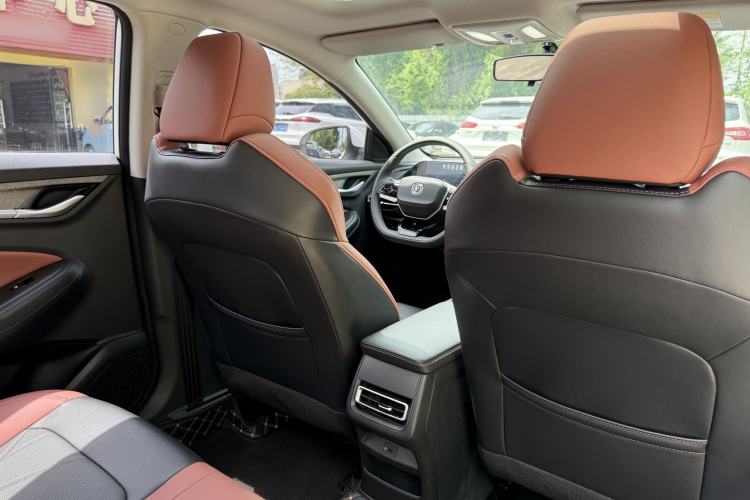 Used CHANGAN Eado 2023 Changan Edition PLUS Blue Whale NE 1.4T GDI DCT Prestige Version Interior 6