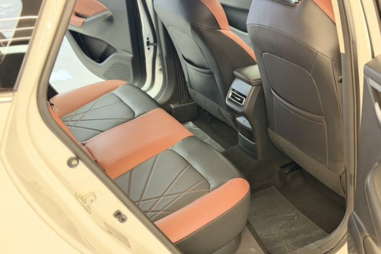Used CHANGAN Eado 2023 Changan Edition PLUS Blue Whale NE 1.4T GDI DCT Prestige Version Interior 6