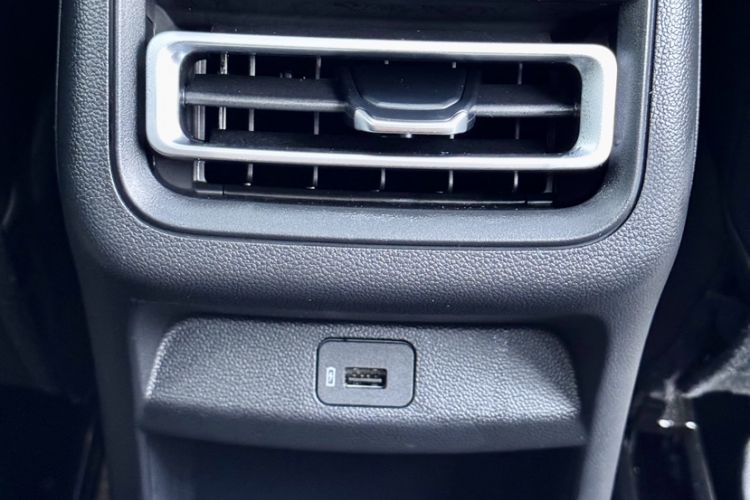 Used CHANGAN Eado 2023 Changan Edition PLUS Blue Whale NE 1.4T GDI DCT Prestige Version Interior 7