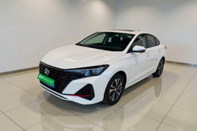 CHANGAN Eado 2023 Changan Edition PLUS Blue Whale NE 1.4T GDI DCT Prestige Version с пробегом