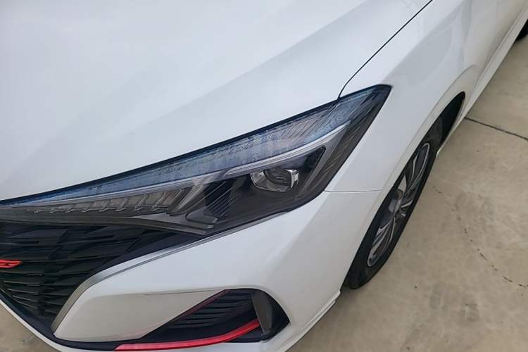 Used CHANGAN Eado 2023 Changan Edition PLUS Blue Whale NE 1.4T GDI DCT Prestige Version Left Front Headlight