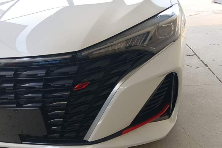 Used CHANGAN Eado 2023 Changan Edition PLUS Blue Whale NE 1.4T GDI DCT Prestige Version Left Front Headlight