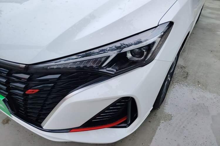 Used CHANGAN Eado 2023 Changan Edition PLUS Blue Whale NE 1.4T GDI DCT Prestige Version Left Front Headlight