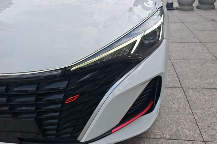 Used CHANGAN Eado 2023 Changan Edition PLUS Blue Whale NE 1.4T GDI DCT Prestige Version Left Front Headlight