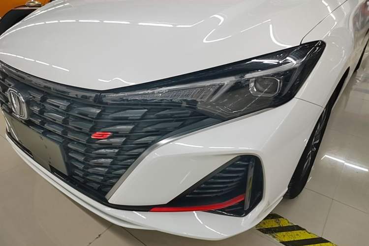 Used CHANGAN Eado 2023 Changan Edition PLUS Blue Whale NE 1.4T GDI DCT Prestige Version Left Front Headlight