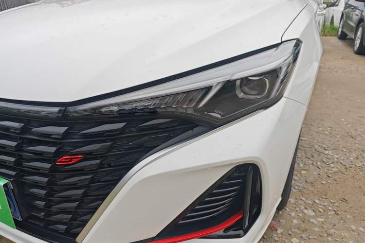 Used CHANGAN Eado 2023 Changan Edition PLUS Blue Whale NE 1.4T GDI DCT Prestige Version Left Front Headlight