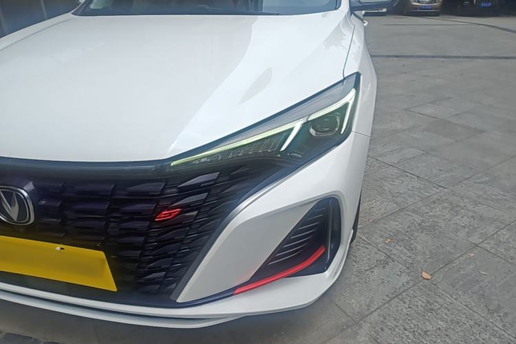 Used CHANGAN Eado 2023 Changan Edition PLUS Blue Whale NE 1.4T GDI DCT Prestige Version Left Front Headlight