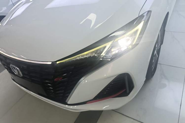 Used CHANGAN Eado 2023 Changan Edition PLUS Blue Whale NE 1.4T GDI DCT Prestige Version Left Front Headlight