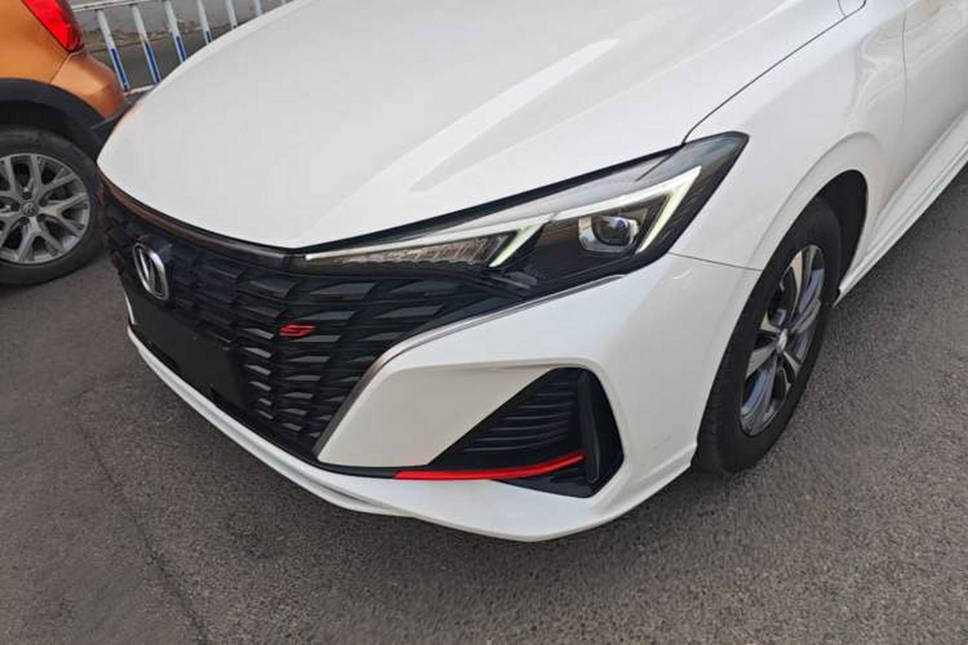 Used CHANGAN Eado 2023 Changan Edition PLUS Blue Whale NE 1.4T GDI DCT Prestige Version Left Front Headlight