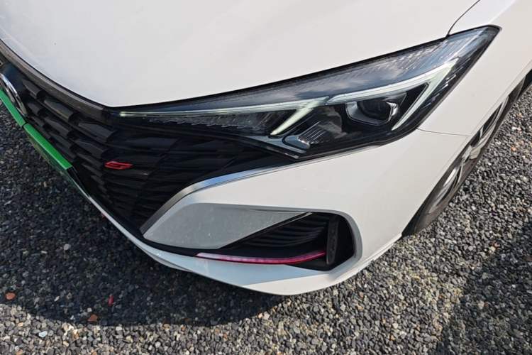Used CHANGAN Eado 2023 Changan Edition PLUS Blue Whale NE 1.4T GDI DCT Prestige Version Left Front Headlight