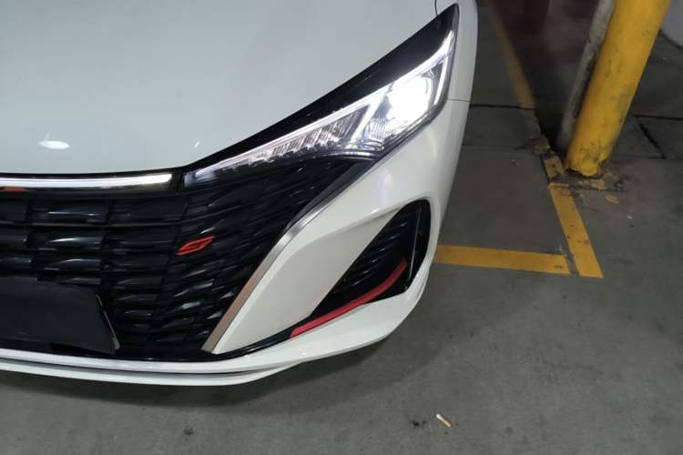 Used CHANGAN Eado 2023 Changan Edition PLUS Blue Whale NE 1.4T GDI DCT Prestige Version Left Front Headlight