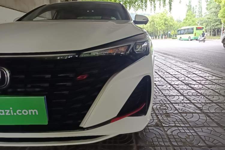 Used CHANGAN Eado 2023 Changan Edition PLUS Blue Whale NE 1.4T GDI DCT Prestige Version Left Front Headlight