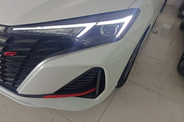 Used CHANGAN Eado 2023 Changan Edition PLUS Blue Whale NE 1.4T GDI DCT Prestige Version Left Front Headlight