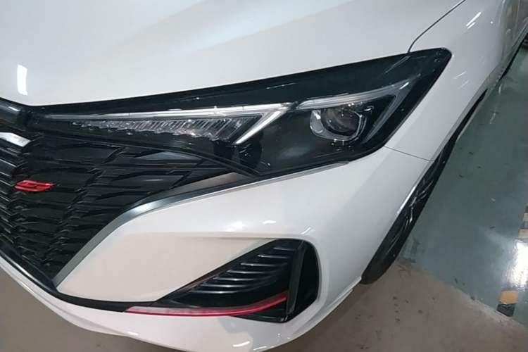 Used CHANGAN Eado 2023 Changan Edition PLUS Blue Whale NE 1.4T GDI DCT Prestige Version Left Front Headlight