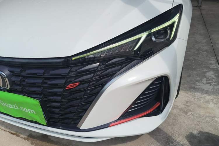 Used CHANGAN Eado 2023 Changan Edition PLUS Blue Whale NE 1.4T GDI DCT Prestige Version Left Front Headlight