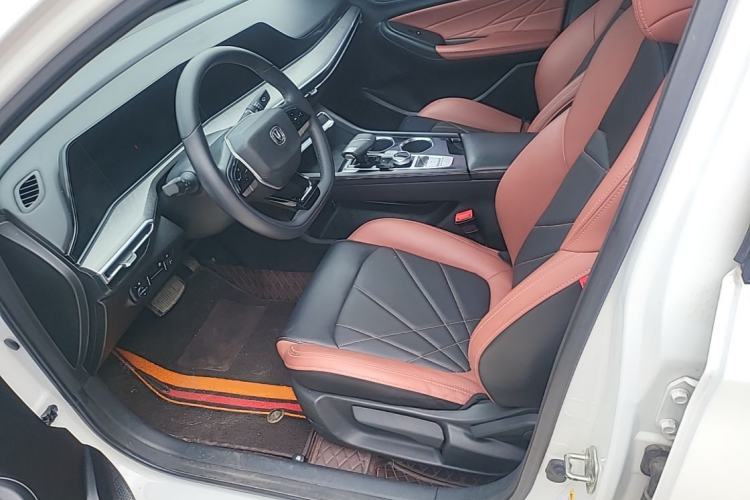 Used CHANGAN Eado 2023 Changan Edition PLUS Blue Whale NE 1.4T GDI DCT Prestige Version Left Front Seat