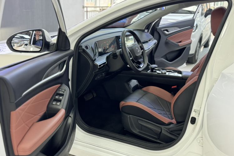Used CHANGAN Eado 2023 Changan Edition PLUS Blue Whale NE 1.4T GDI DCT Prestige Version Left Front Seat