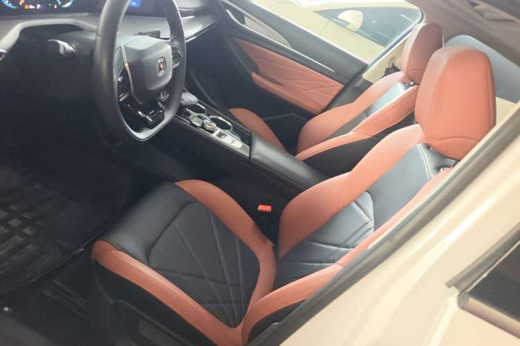 Used CHANGAN Eado 2023 Changan Edition PLUS Blue Whale NE 1.4T GDI DCT Prestige Version Left Front Seat