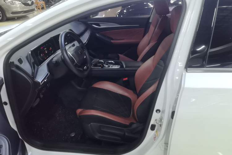 Used CHANGAN Eado 2023 Changan Edition PLUS Blue Whale NE 1.4T GDI DCT Prestige Version Left Front Seat