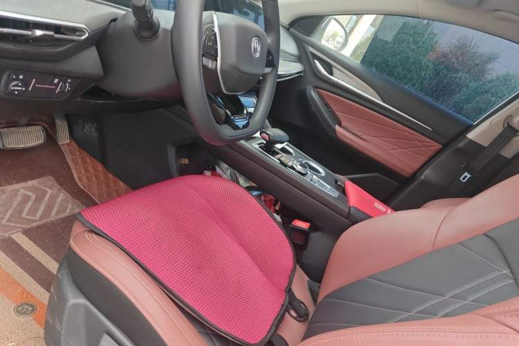 Used CHANGAN Eado 2023 Changan Edition PLUS Blue Whale NE 1.4T GDI DCT Prestige Version Left Front Seat