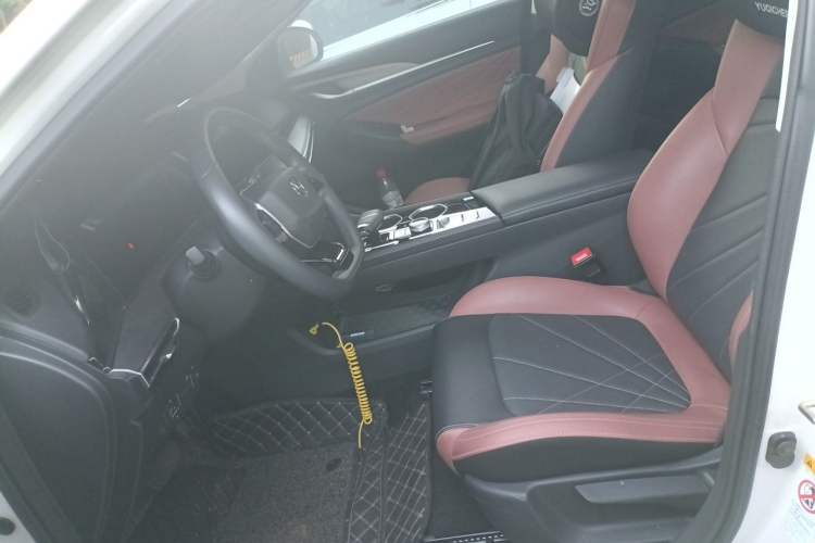 Used CHANGAN Eado 2023 Changan Edition PLUS Blue Whale NE 1.4T GDI DCT Prestige Version Left Front Seat
