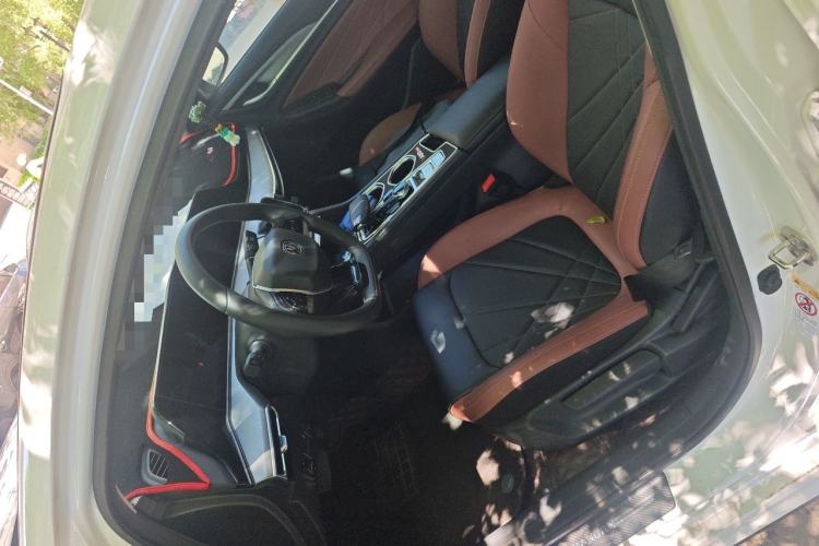 Used CHANGAN Eado 2023 Changan Edition PLUS Blue Whale NE 1.4T GDI DCT Prestige Version Left Front Seat