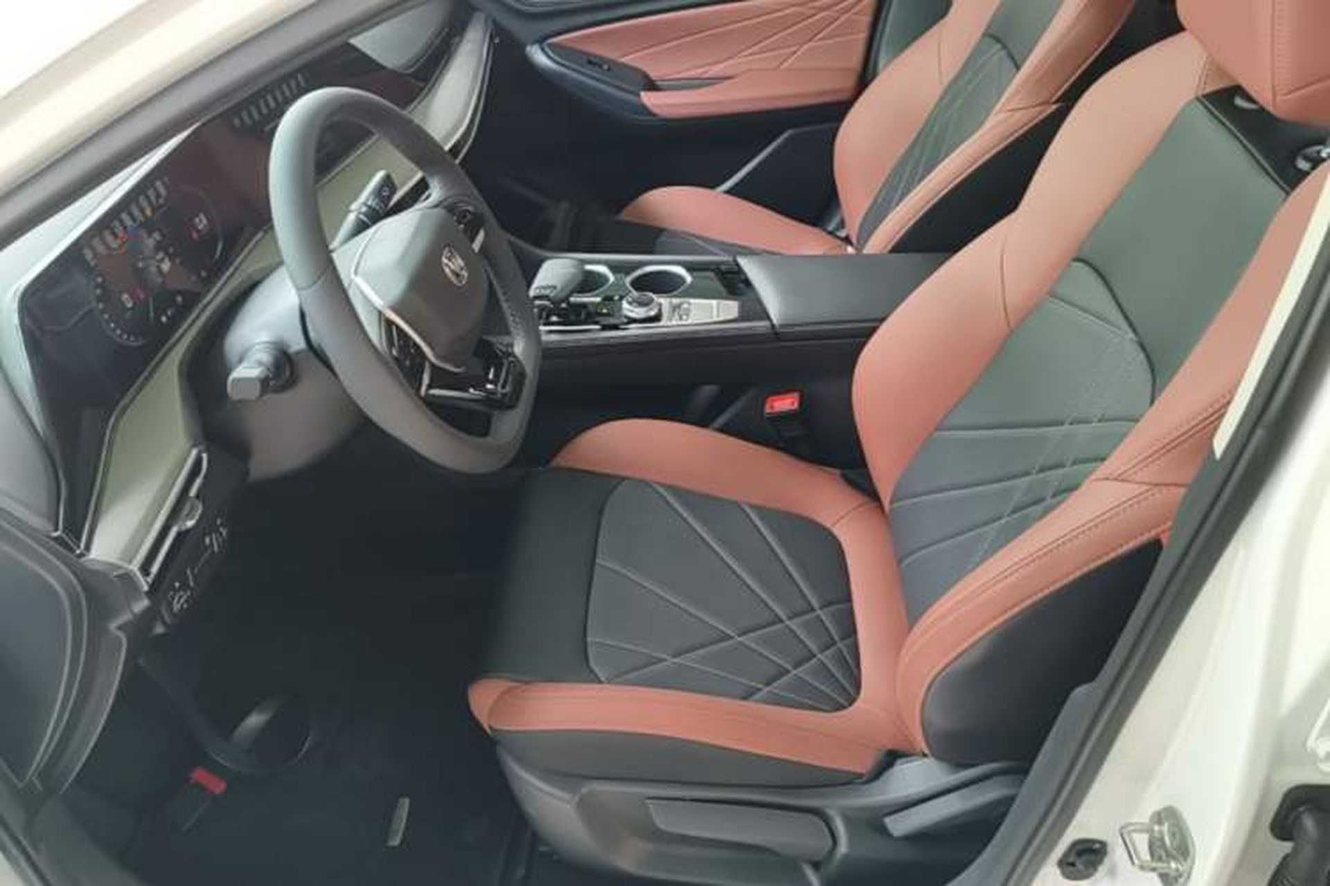 Used CHANGAN Eado 2023 Changan Edition PLUS Blue Whale NE 1.4T GDI DCT Prestige Version Left Front Seat