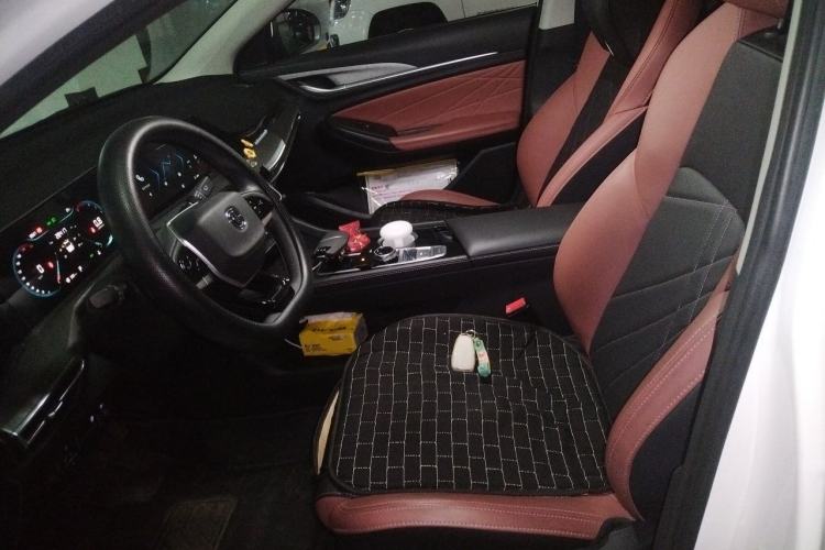 Used CHANGAN Eado 2023 Changan Edition PLUS Blue Whale NE 1.4T GDI DCT Prestige Version Left Front Seat