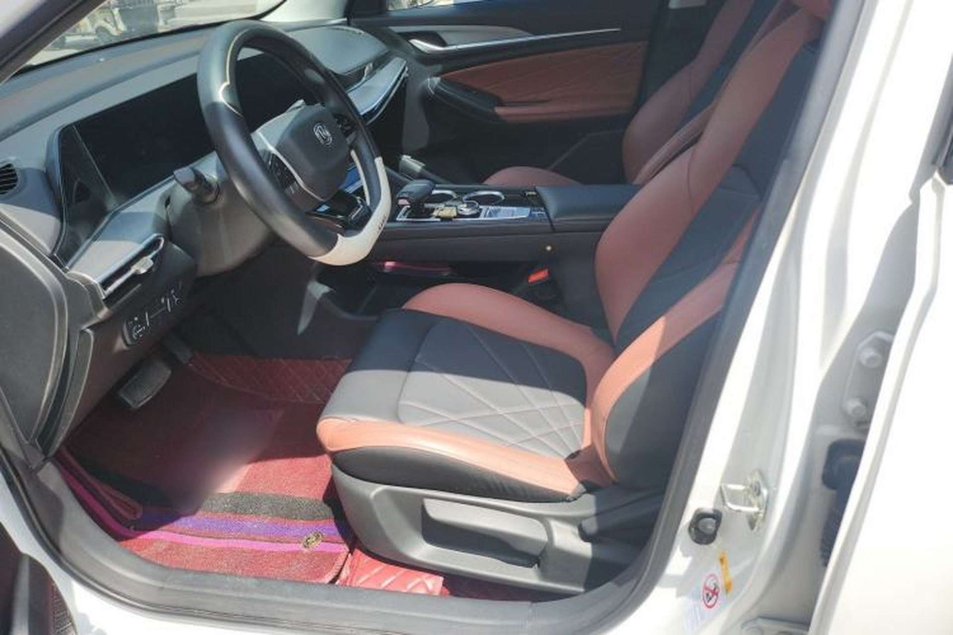 Used CHANGAN Eado 2023 Changan Edition PLUS Blue Whale NE 1.4T GDI DCT Prestige Version Left Front Seat
