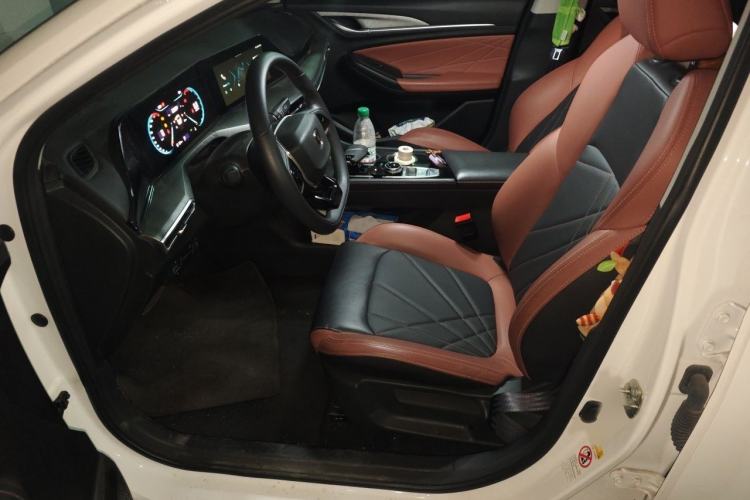 Used CHANGAN Eado 2023 Changan Edition PLUS Blue Whale NE 1.4T GDI DCT Prestige Version Left Front Seat