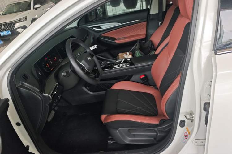 Used CHANGAN Eado 2023 Changan Edition PLUS Blue Whale NE 1.4T GDI DCT Prestige Version Left Front Seat