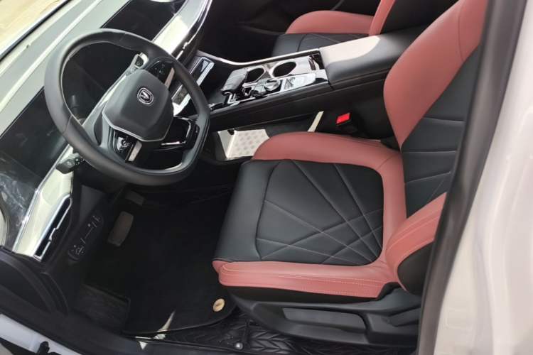 Used CHANGAN Eado 2023 Changan Edition PLUS Blue Whale NE 1.4T GDI DCT Prestige Version Left Front Seat