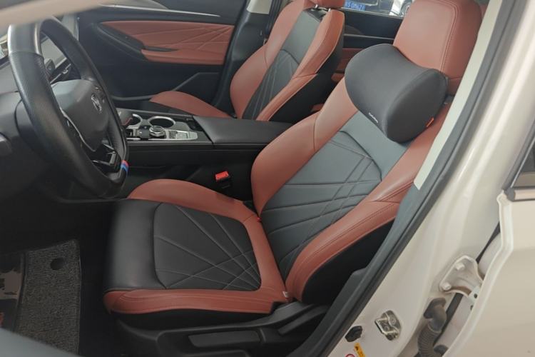 Used CHANGAN Eado 2023 Changan Edition PLUS Blue Whale NE 1.4T GDI DCT Prestige Version Left Front Seat