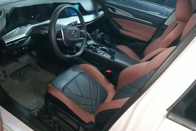 Used CHANGAN Eado 2023 Changan Edition PLUS Blue Whale NE 1.4T GDI DCT Prestige Version Left Front Seat