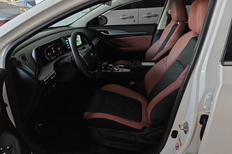 Used CHANGAN Eado 2023 Changan Edition PLUS Blue Whale NE 1.4T GDI DCT Prestige Version Left Front Seat