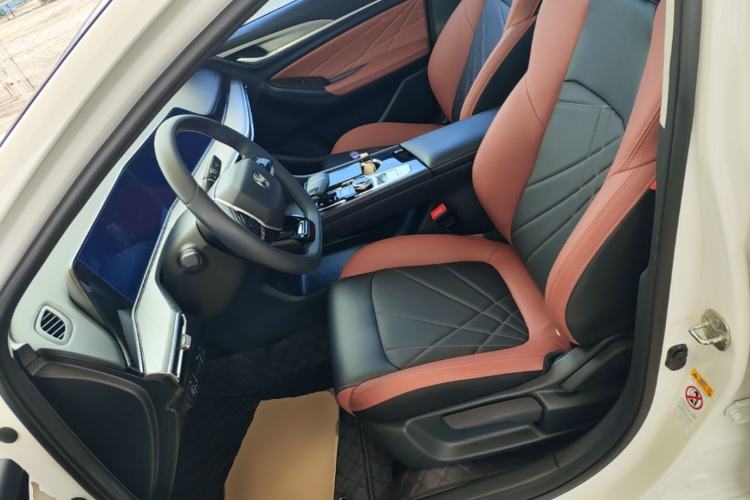 Used CHANGAN Eado 2023 Changan Edition PLUS Blue Whale NE 1.4T GDI DCT Prestige Version Left Front Seat