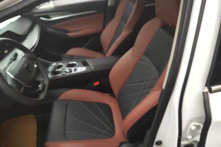 Used CHANGAN Eado 2023 Changan Edition PLUS Blue Whale NE 1.4T GDI DCT Prestige Version Left Front Seat