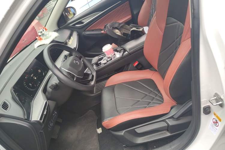 Used CHANGAN Eado 2023 Changan Edition PLUS Blue Whale NE 1.4T GDI DCT Prestige Version Left Front Seat