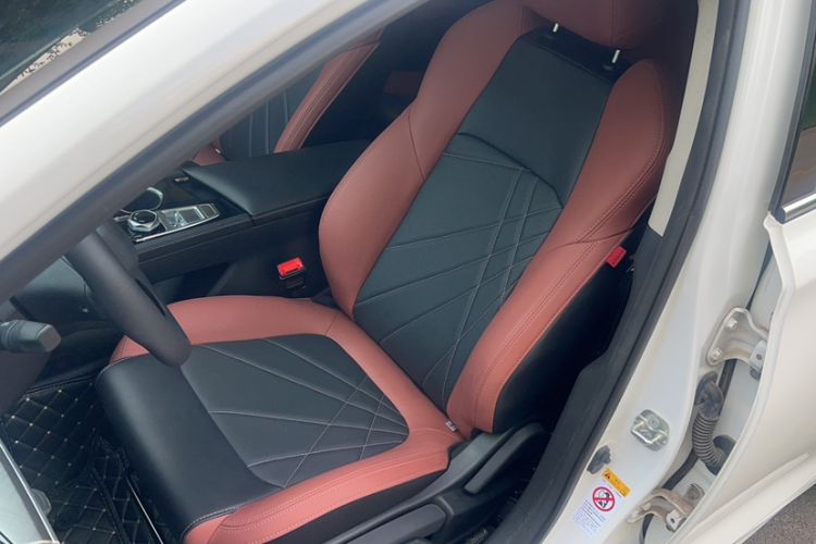 Used CHANGAN Eado 2023 Changan Edition PLUS Blue Whale NE 1.4T GDI DCT Prestige Version Left Front Seat