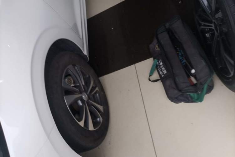 Used CHANGAN Eado 2023 Changan Edition PLUS Blue Whale NE 1.4T GDI DCT Prestige Version Left Front Wheel Hub