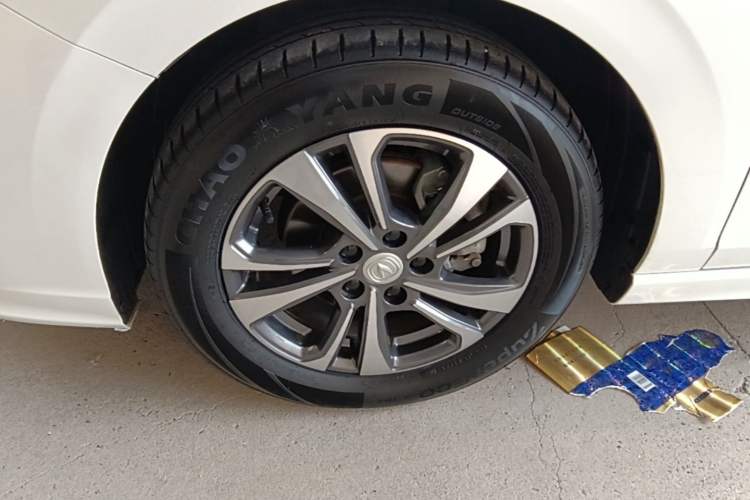 Used CHANGAN Eado 2023 Changan Edition PLUS Blue Whale NE 1.4T GDI DCT Prestige Version Left Front Wheel Hub